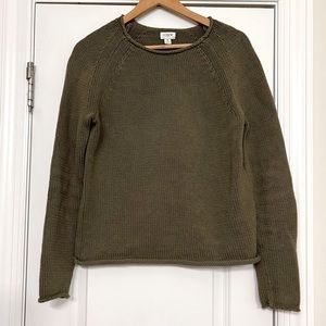 J crew olive green sweater. Excellent condition. Worn twice. Size medium